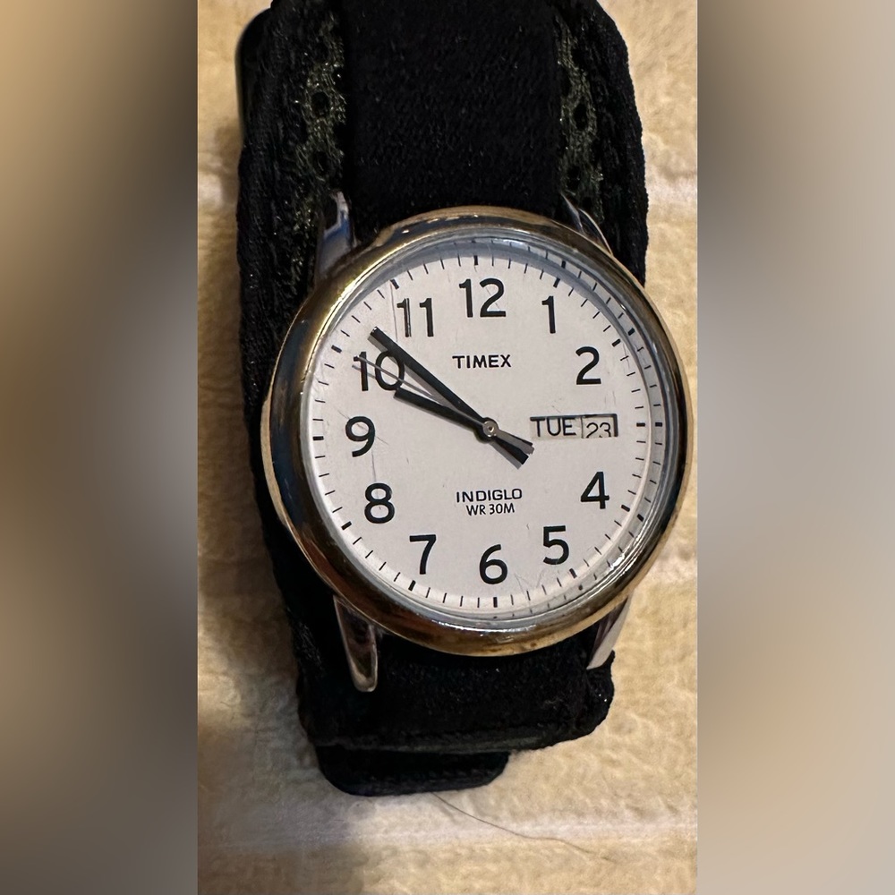 Timex watch - Picture 2 of 3